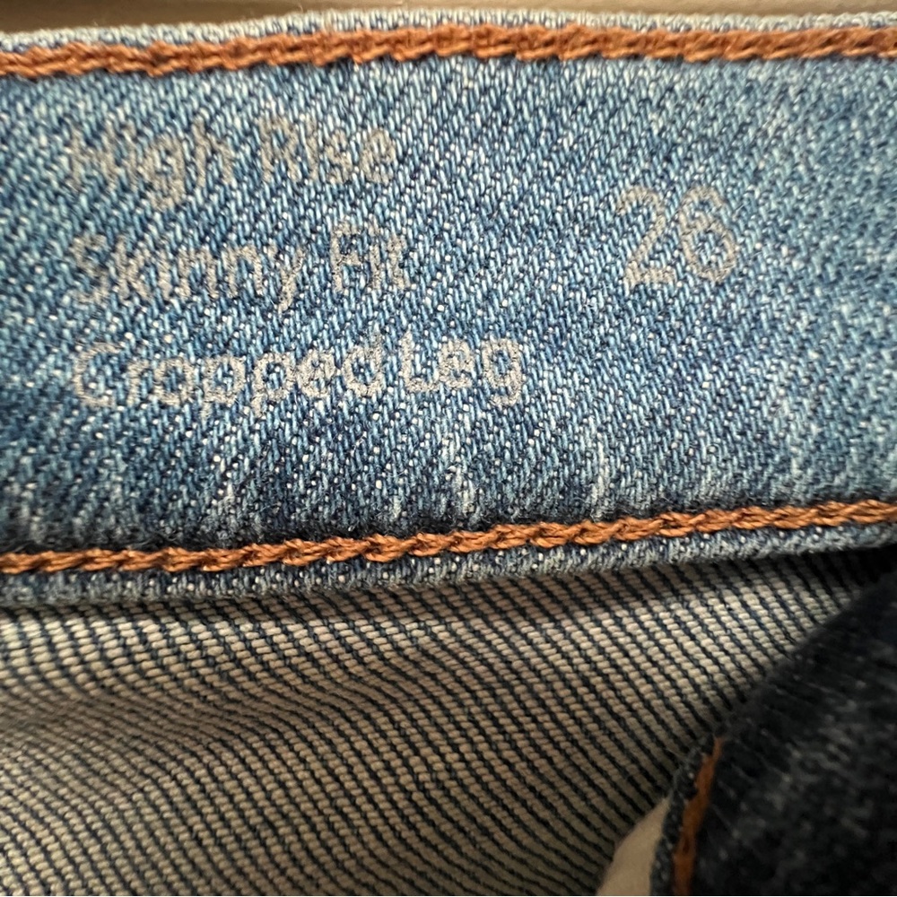 COS High Rise Cropped Ankle Jeans - Picture 5 of 9